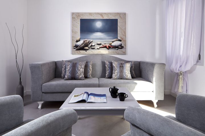 Room 35 of 71