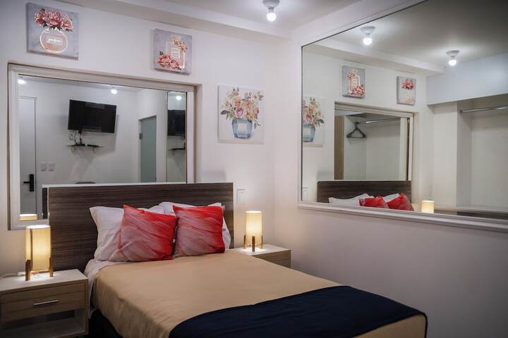 Room 25 of 124