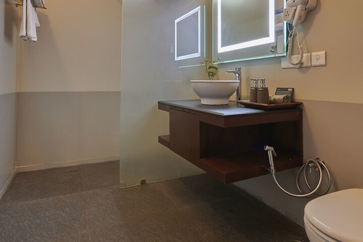 Clean Restrooms