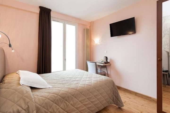 Room 15 of 54