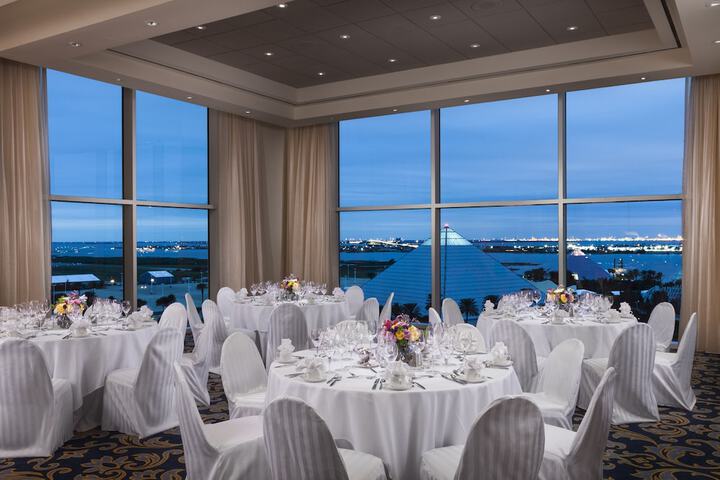 Banquet hall