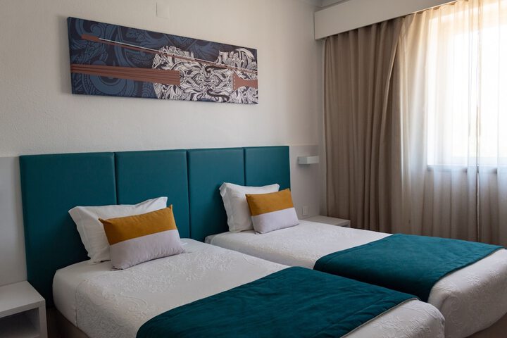 Room 8 of 44