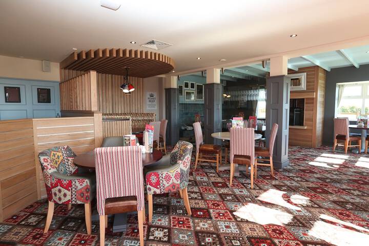 Hotel 2 of 28
