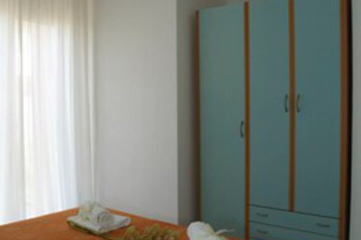 Room 23 of 29