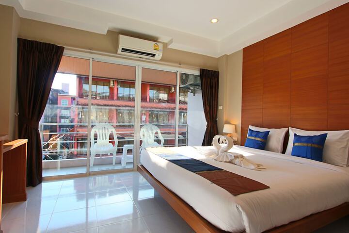 Room 22 of 60