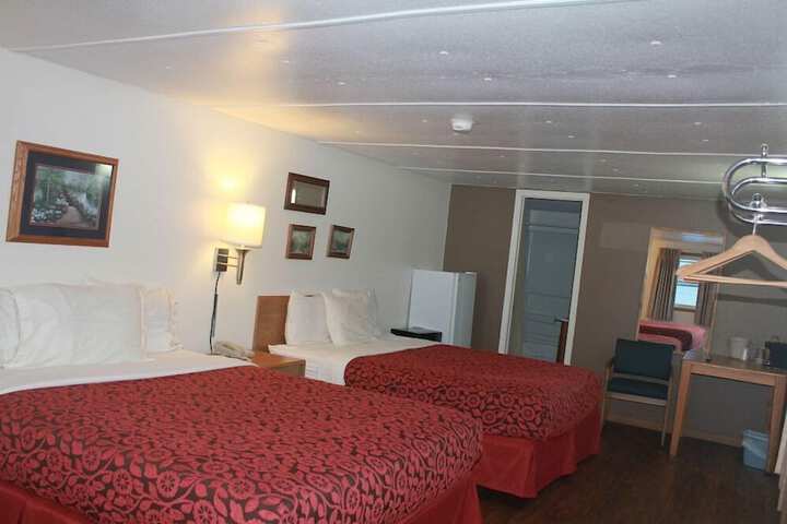 Room 26 of 83