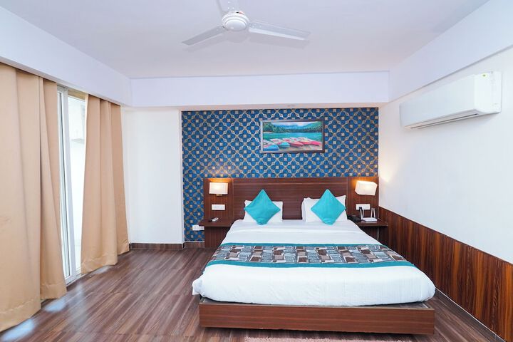 Room 10 of 46