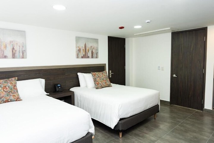 Room 19 of 35