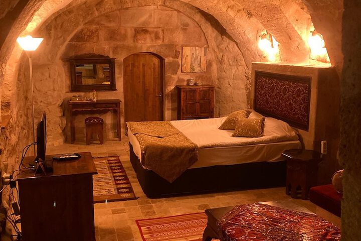 Room 3 of 31
