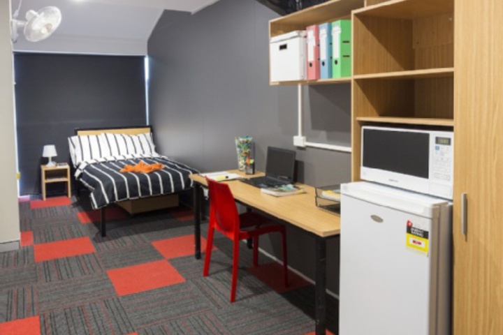 Room 179 of 288