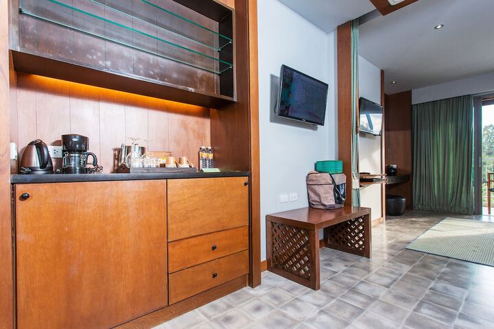 Room 10 of 78