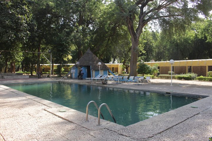 Pool 18 of 36