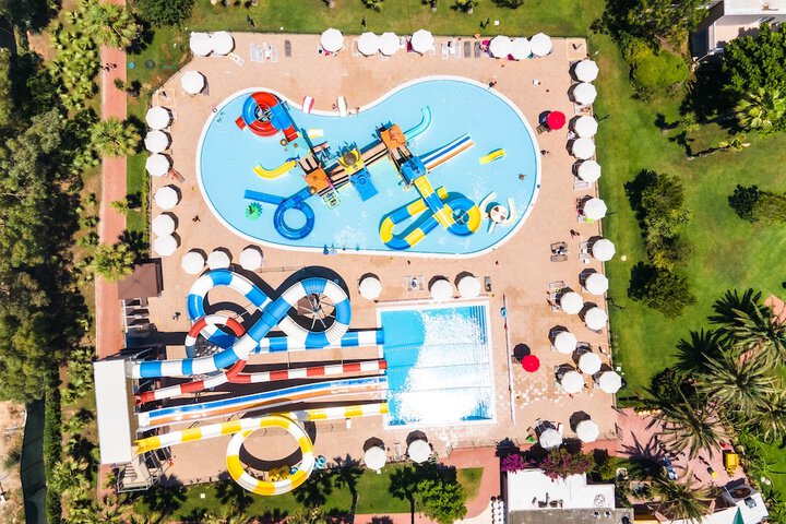 Pool 50 of 102