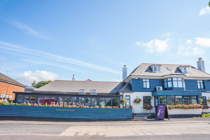 Harpers Steakhouse with Rooms Southampton Swanwick Marina in Southampton