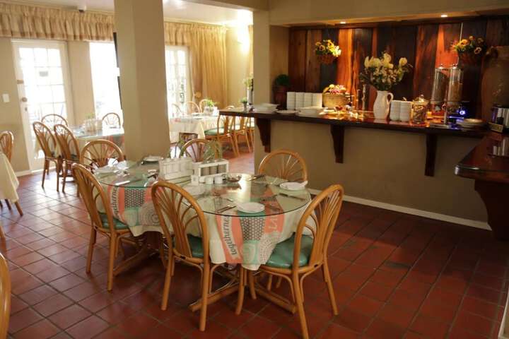 Breakfast/Coffee Service 24 of 55