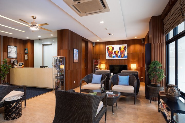 Lobby Entry