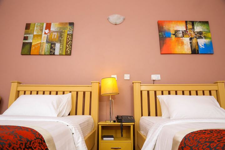Room 8 of 51