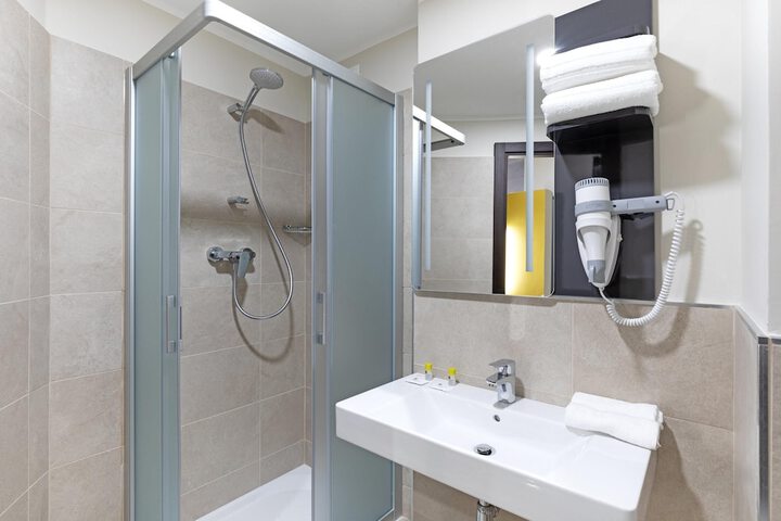 Clean Restrooms