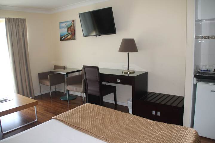 Room 5 of 47