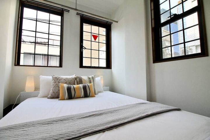 Room 4 of 52