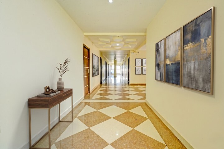Hotel Interior 3 of 33