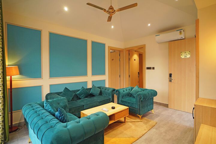Room 45 of 94