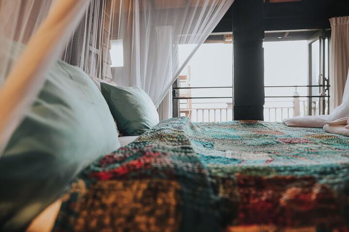 Room 22 of 90