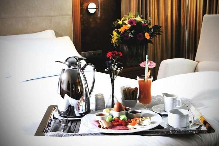 Dining Photos