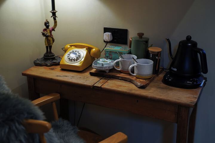 Room 32 of 85