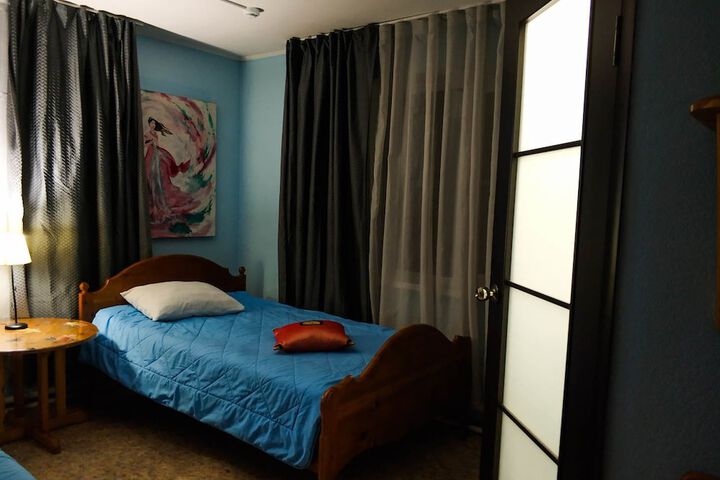 Room 7 of 125
