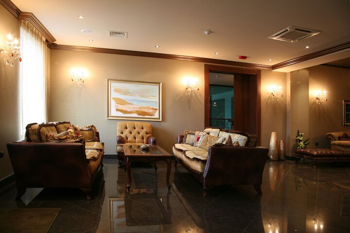 Guest Lobby