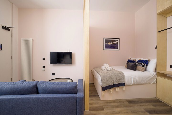 Room 19 of 60