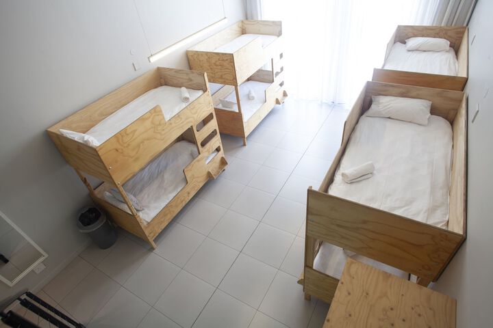 Room 11 of 138