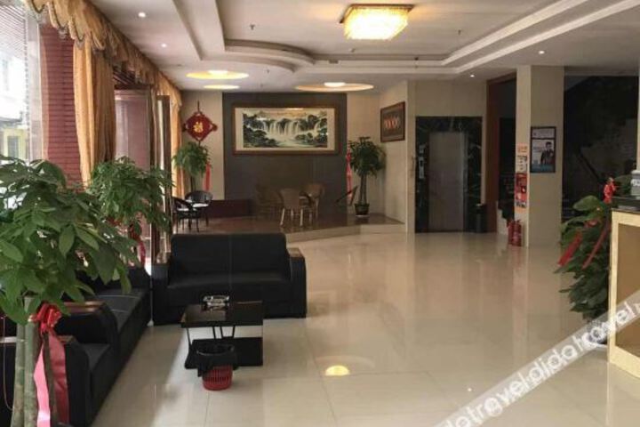 Hotel Interior 5 of 7