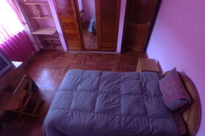 Room 8 of 14