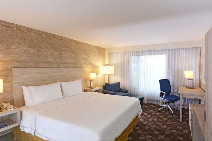Room 12 of 42