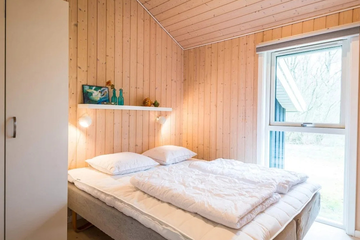 Room 3 of 15