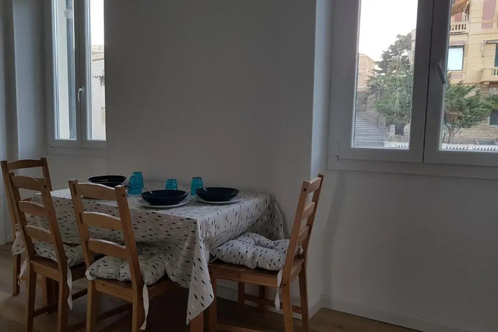 Room 4 of 15