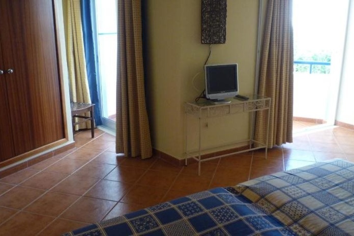 Room 5 of 19