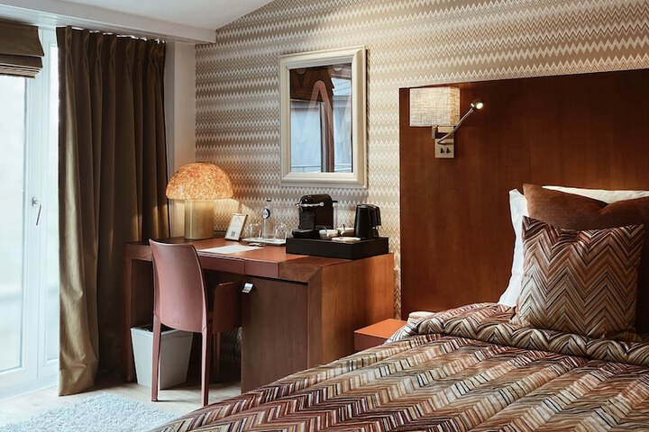 Room 19 of 49