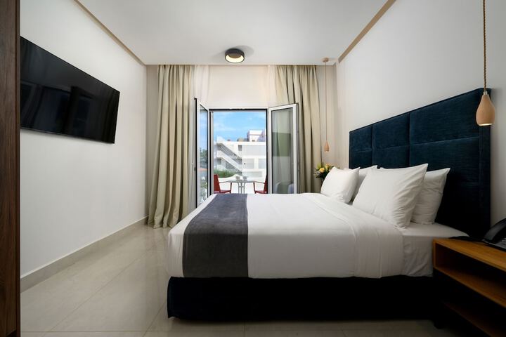 Room 48 of 113
