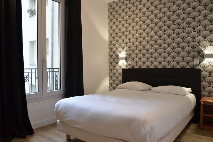 Room 51 of 116