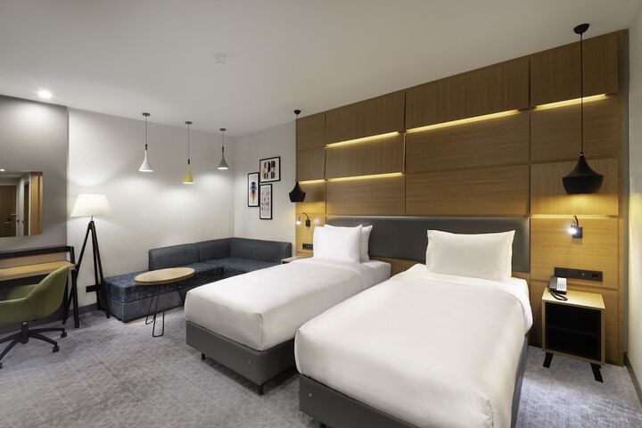 Room 26 of 117