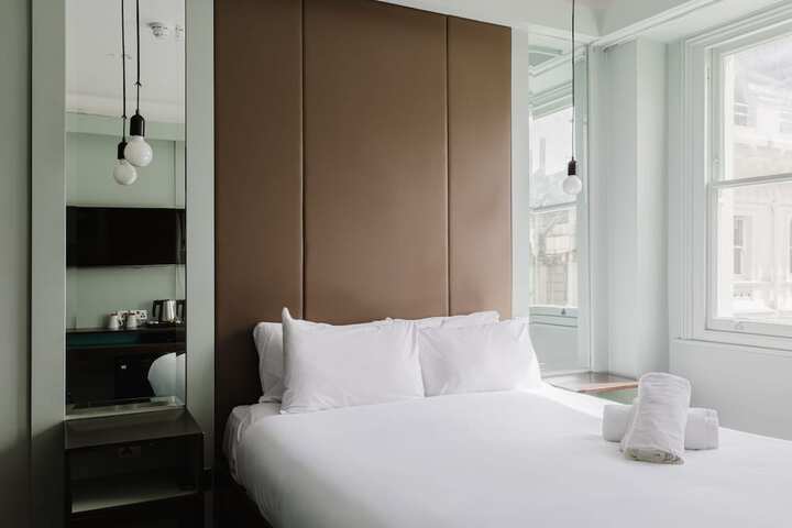 Room 57 of 263