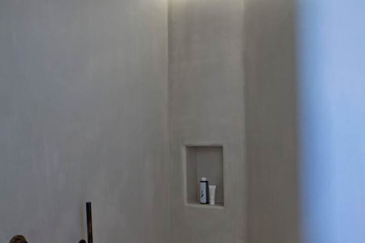 Room 159 of 189