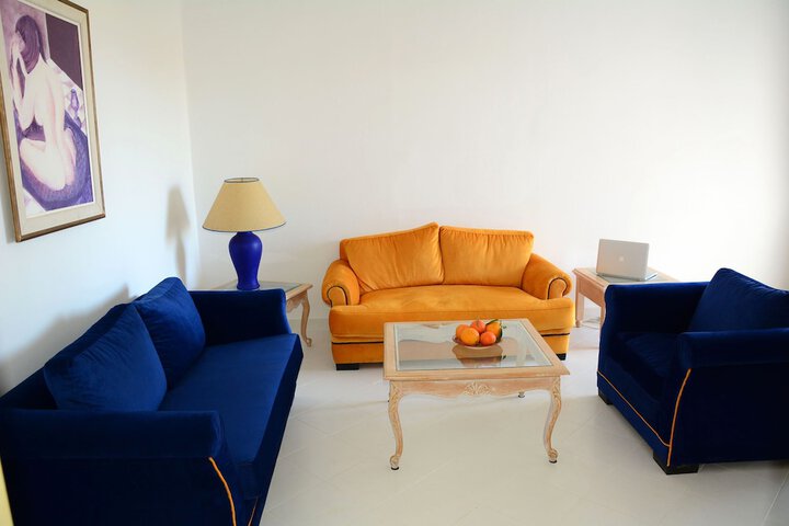 Room 11 of 145