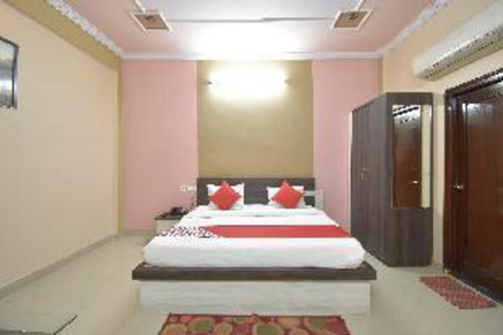 Room 15 of 23