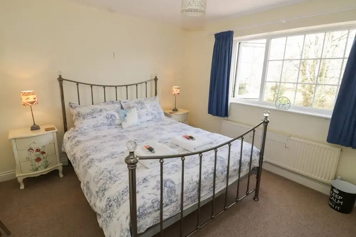 Room 6 of 22