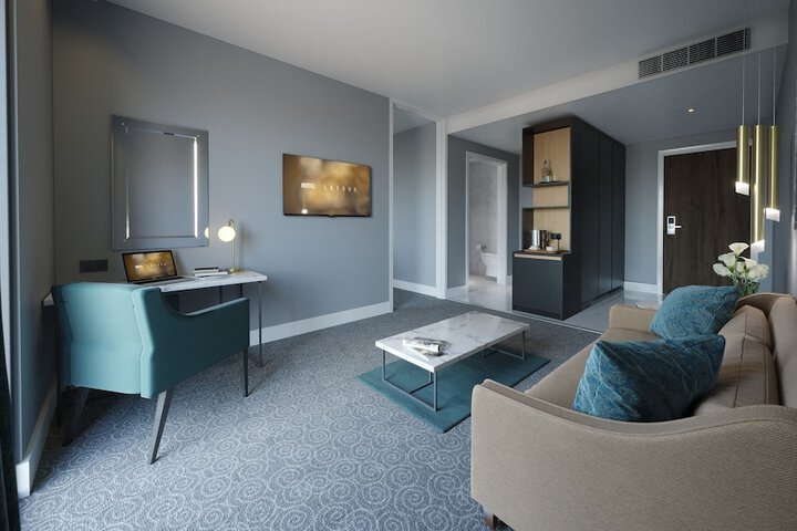 Room 50 of 75