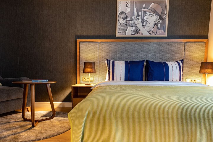 Room 22 of 52